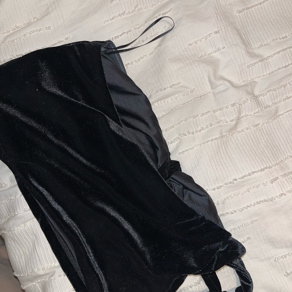 Felt Halter Top - Picture 3 of 3